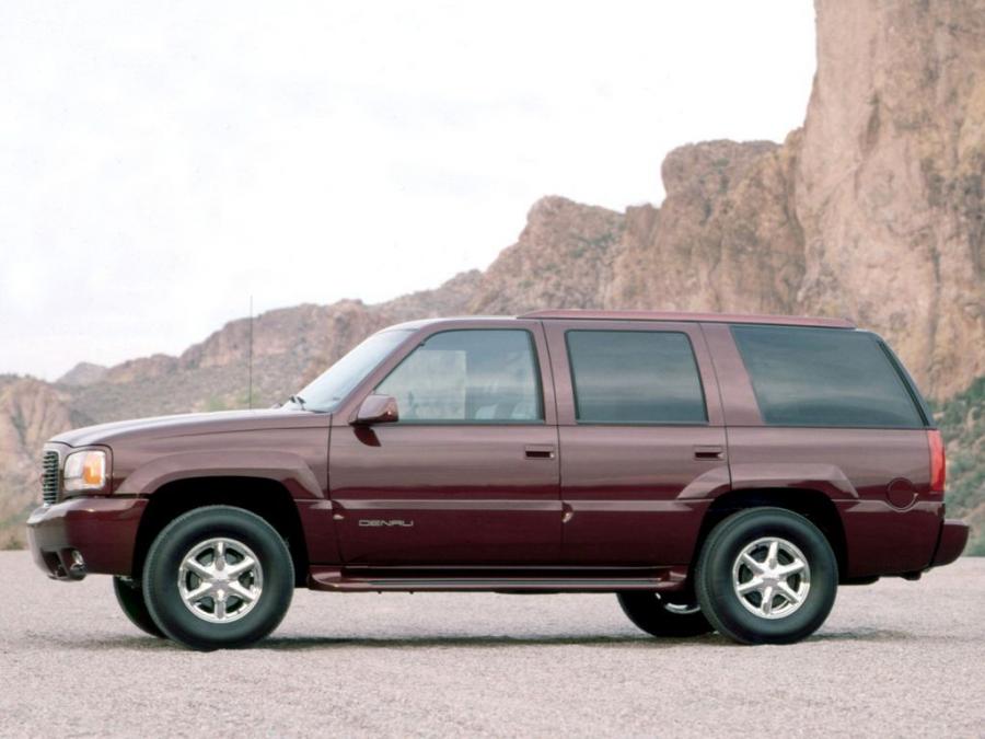 GMC Yukon Denali 1999 года  (фото 3 из 5)